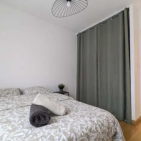 Apartament Le Clairvaux - Proche Centre Avec 1 Place En Parking Souterrain Dijon