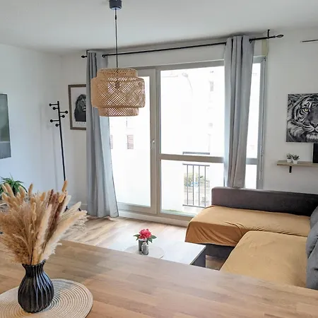 Le Clairvaux - Proche Centre Avec 1 Place En Parking Souterrain *