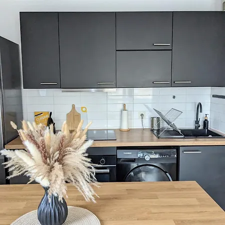 Le Clairvaux - Proche Centre Avec 1 Place En Parking Souterrain