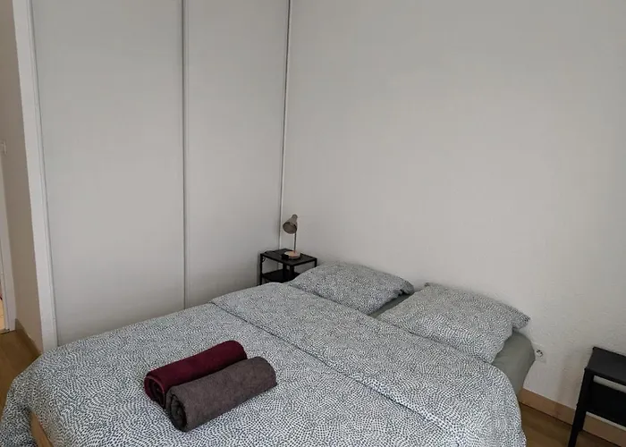 Le Clairvaux - Proche Centre Avec 1 Place En Parking Souterrain Lägenhet *