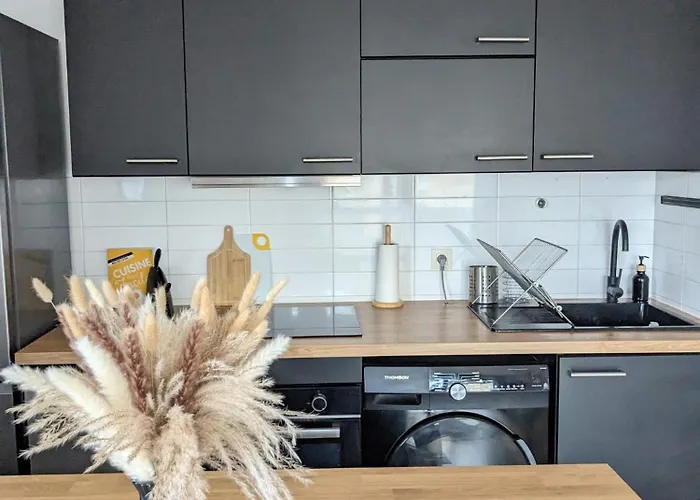 Le Clairvaux - Proche Centre Avec 1 Place En Parking Souterrain