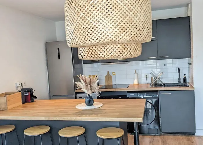 Le Clairvaux - Proche Centre Avec 1 Place En Parking Souterrain アパート *